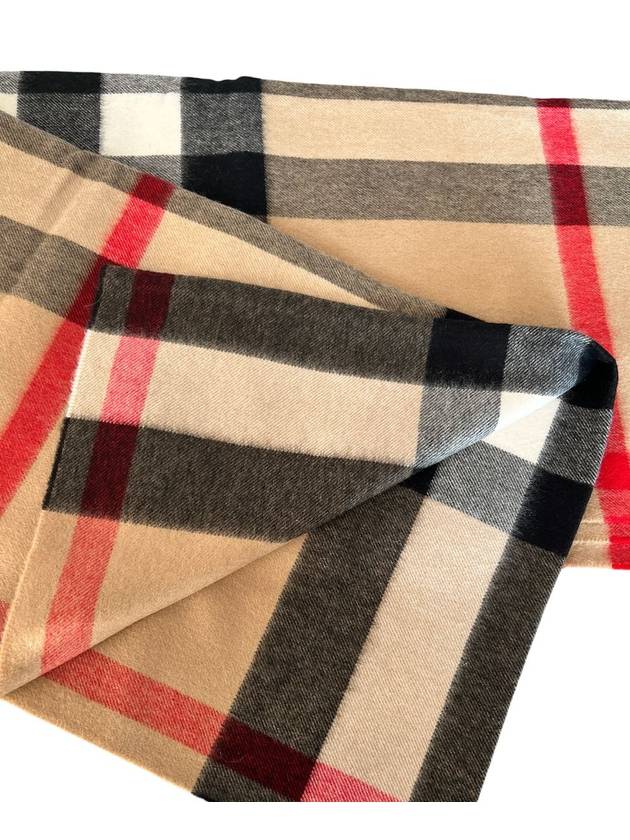 Wide Classic Check Cashmere Scarf Archive Beige - BURBERRY - BALAAN 4