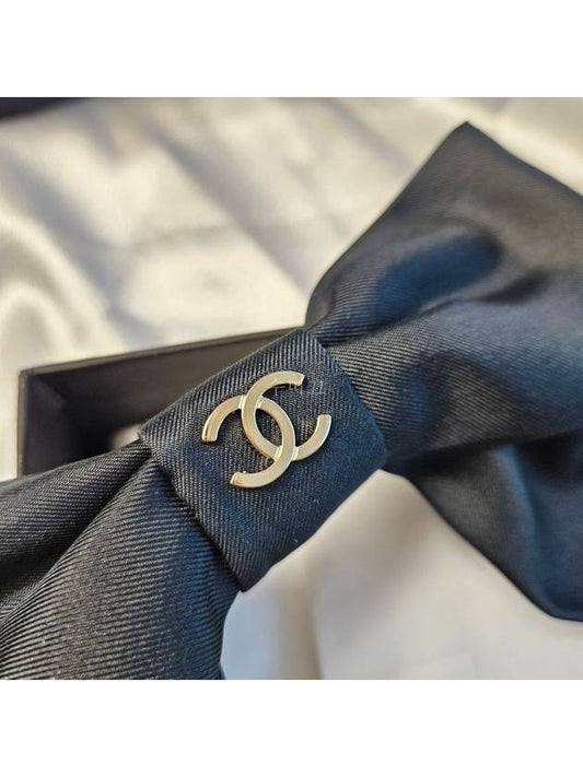 Ribbon Hairpin Barrette Bow Silk Twill Black Gold AA9854 B15898 NV653 - CHANEL - BALAAN 2