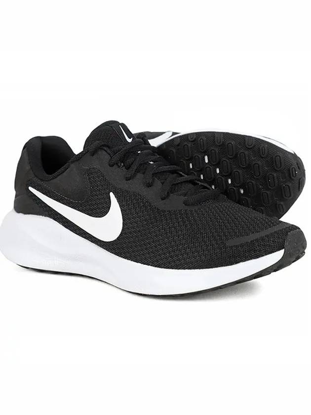 Revolution 7 Low Top Sneakers Black - NIKE - BALAAN 3