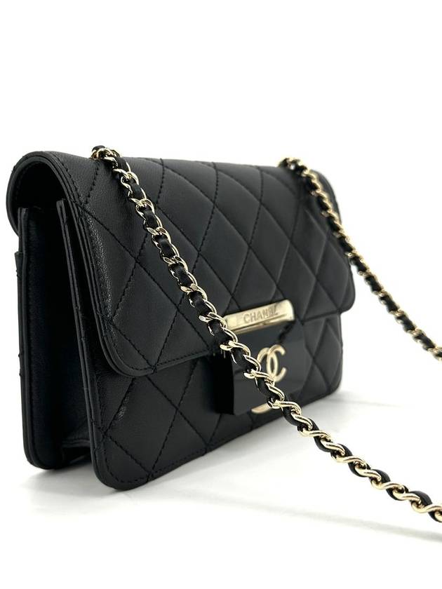 Lambskin Beauty Rock Flap Bag Shoulder Small - CHANEL - BALAAN 6