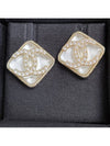 Classic CC logo square crystal resin pearl white earrings square earrings AB8403 - CHANEL - BALAAN 1