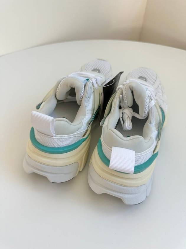 V2K Run Low Top Sneakers Dusty Cactus - NIKE - BALAAN 9