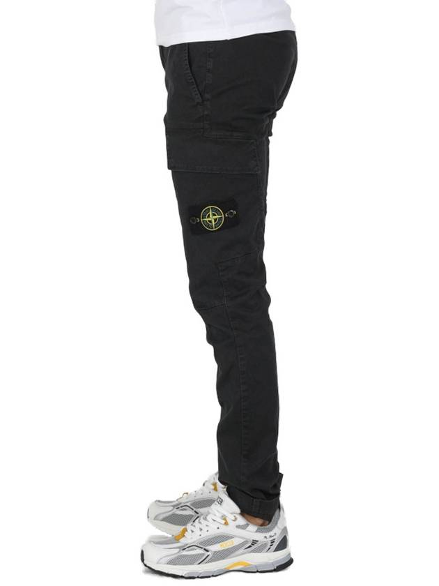 Men's Wappen Patch Cargo Straight Pants Black - STONE ISLAND - BALAAN 5