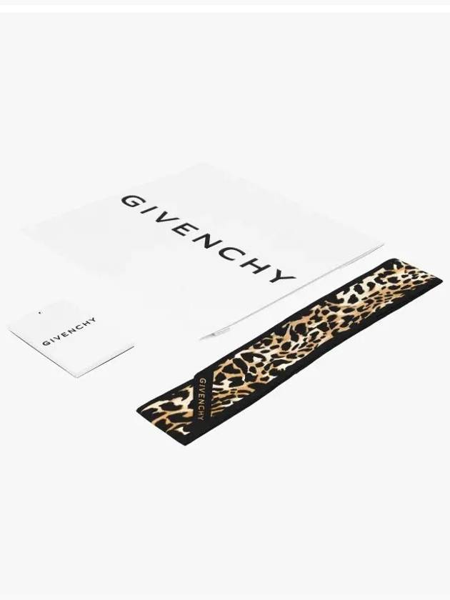 BG00JVG002 007 Women s Scarf - GIVENCHY - BALAAN 4