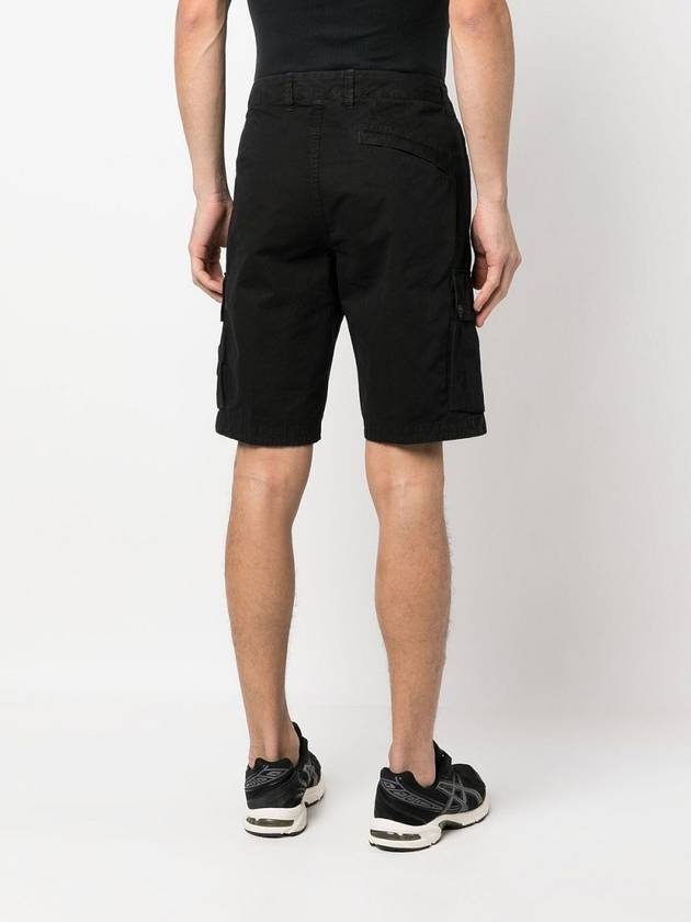 Men's Logo Patch Cargo Bermuda Shorts Black - STONE ISLAND - BALAAN 4