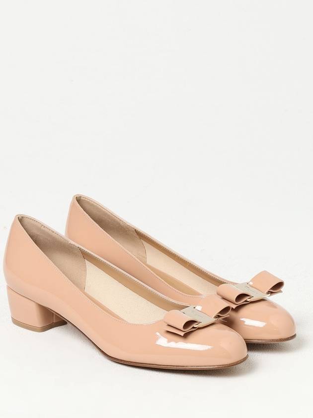 Vara Bow Patent Pumps Beige - SALVATORE FERRAGAMO - BALAAN 3