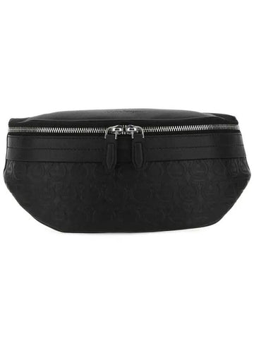 Gancini Waist Belt Bag Black - SALVATORE FERRAGAMO - BALAAN 1