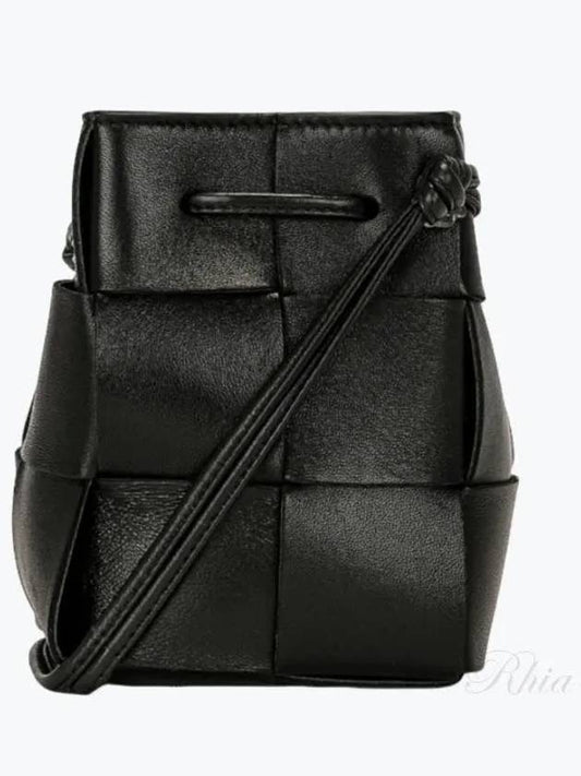 Intrecciato Cassette Small Bucket Bag Black - BOTTEGA VENETA - BALAAN 2