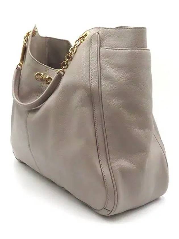 Ferragamo 21 B993 gray gold Gancini logo decorated chain shoulder bag - SALVATORE FERRAGAMO - BALAAN 3