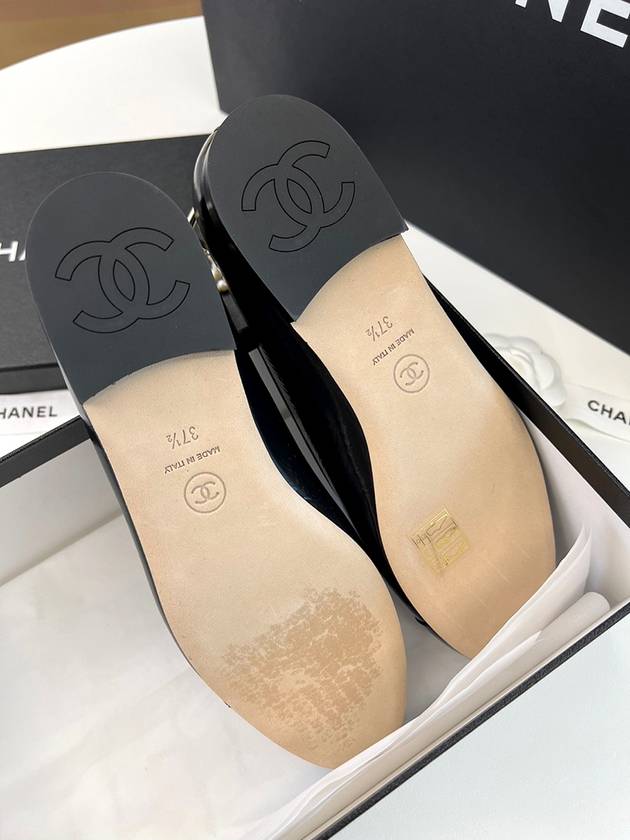 Ballerina Flat Shiny Lambskin Metal Imitation Pearls & Black - CHANEL - BALAAN 3