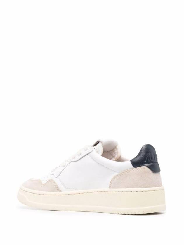 Women's Leather Suede Medalist Low Top Sneakers White Blue - AUTRY - BALAAN 4