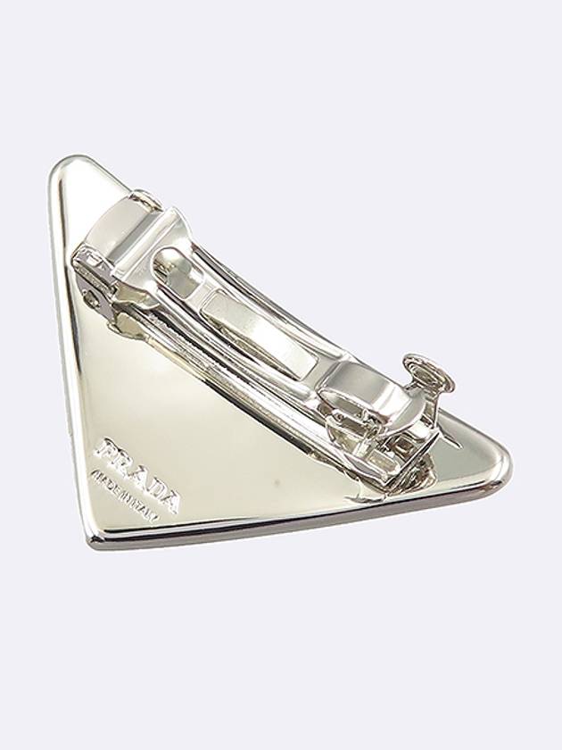 1IF050 Triangle logo silver metal clip hairpin - PRADA - BALAAN 3