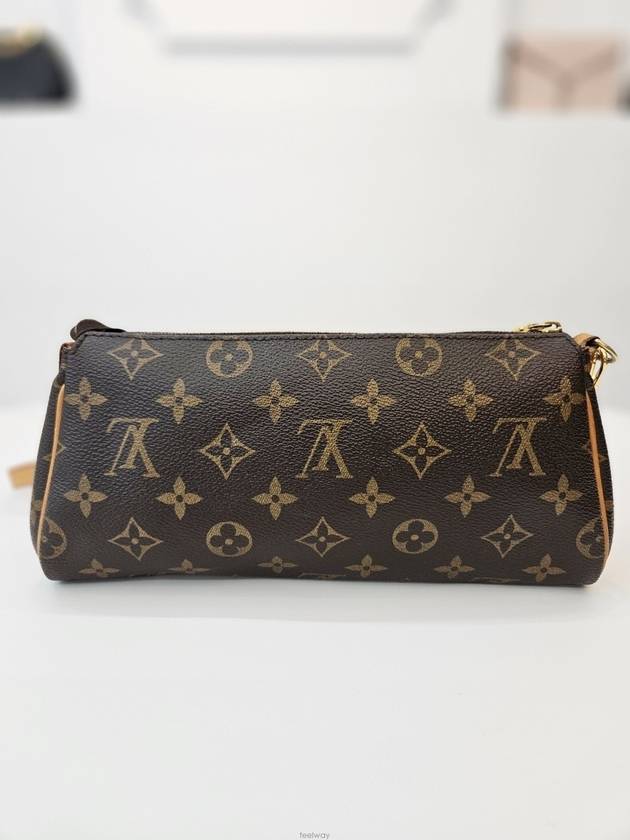 Monogram Eva Clutch Cross Bag M95567 - LOUIS VUITTON - BALAAN 4