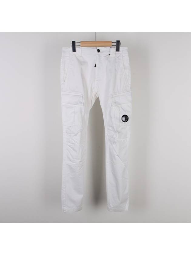 Men's Lens Wappen Stretch Satin Cargo Straight Pants White - CP COMPANY - BALAAN 2