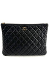 19 Clutch Medium - CHANEL - BALAAN 2