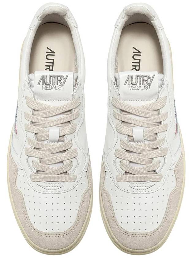 Medalist Goatskin Low Top Sneakers White - AUTRY - BALAAN 3