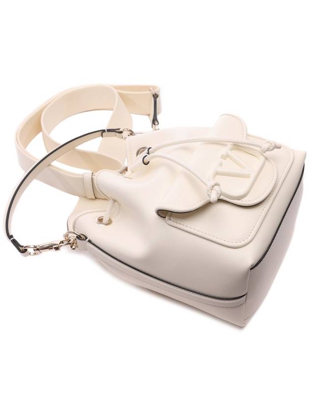 Drawstring Bucket Bag Ivory - VALENTINO - BALAAN 6