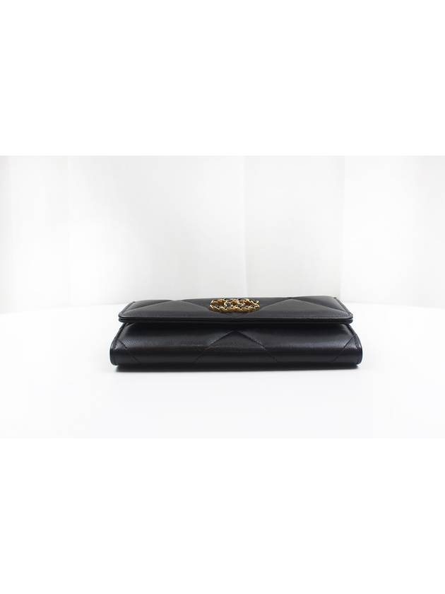 19 flap medium wallet lambskin black gold plated 30th unit AP0953 - CHANEL - BALAAN 7