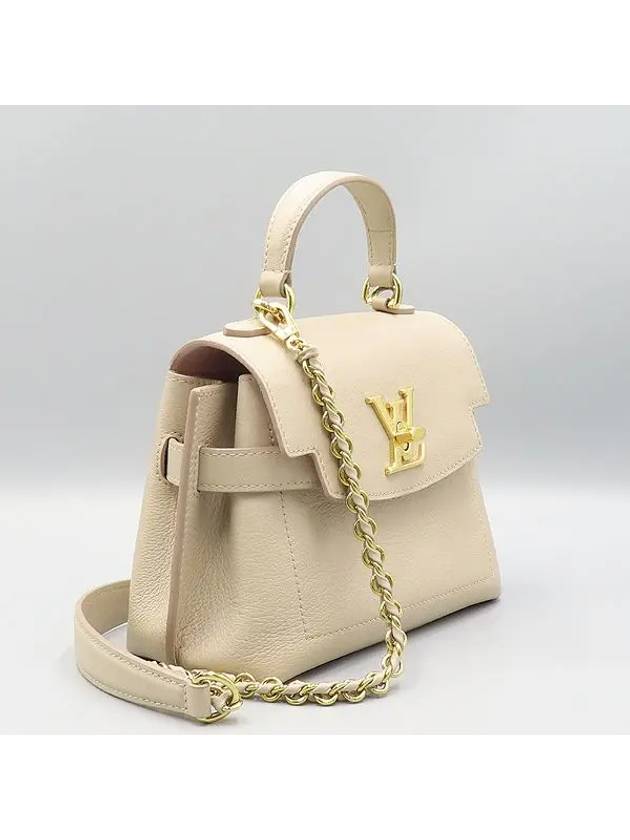 M21052 Beige Leather Lock Me Ever LV Mini Handbag Shoulder Strap 2WAY - LOUIS VUITTON - BALAAN 3