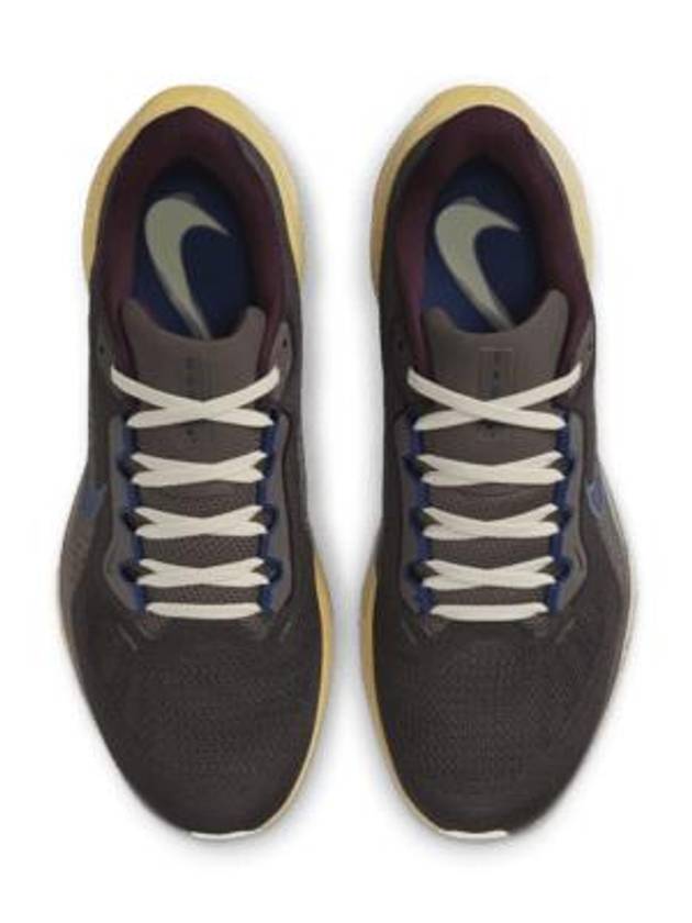 Pegasus 41 Premium Low Top Sneakers Cave Stone - NIKE - BALAAN 6