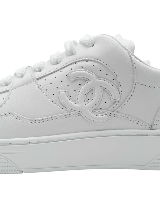 CC Logo Calfskin Low Top Sneakers White - CHANEL - BALAAN 6