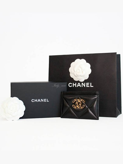 19 Gold Chain Logo Quilted Lambskin Card Wallet Black - CHANEL - BALAAN 2