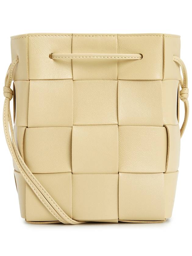 Intrecciato Cassette Small Bucket Bag Porridge - BOTTEGA VENETA - BALAAN 2