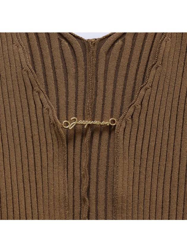 La Maille Pralu Longue Micro Charm Logo Cardigan Brown - JACQUEMUS - BALAAN 4