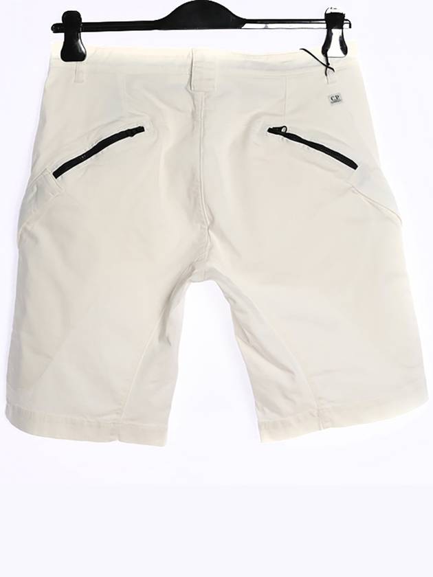 Men's Lens Wappen Bermuda Shorts White - CP COMPANY - BALAAN.