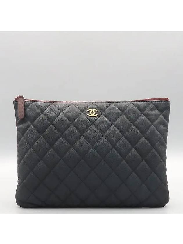 A82545 Classic Black Caviar Logo New Medium Clutch - CHANEL - BALAAN 2