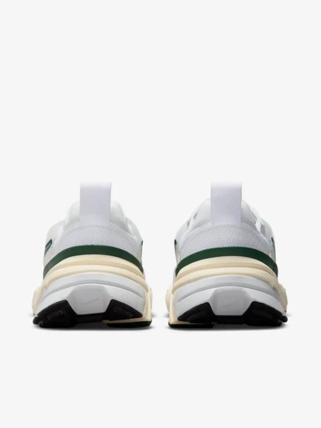 V2K Run Low Top Sneakers White Green - NIKE - BALAAN 7