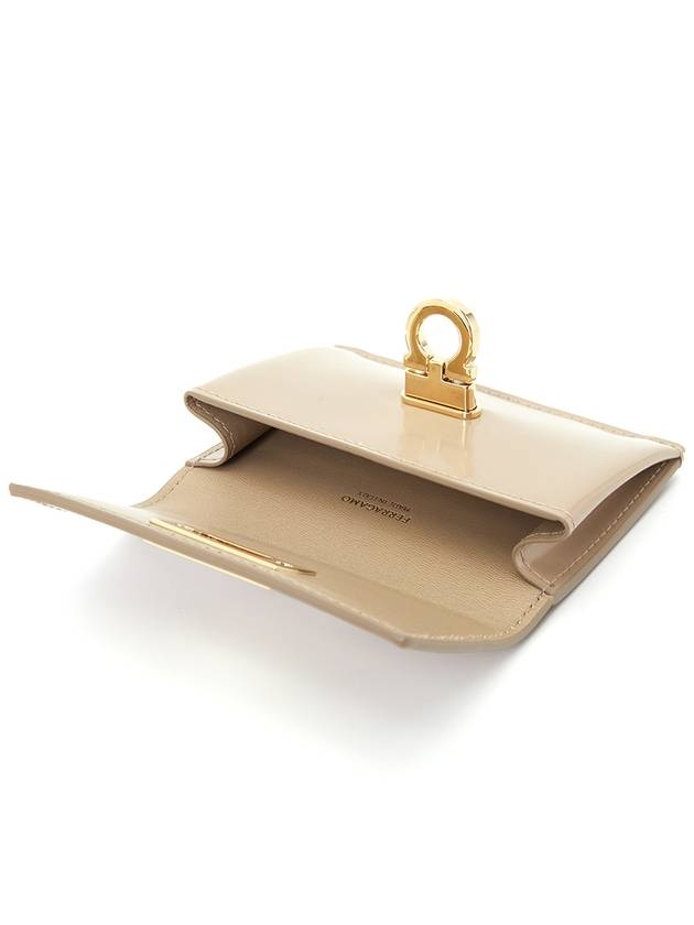 Women's Logo Closure Card Wallet Beige - SALVATORE FERRAGAMO - BALAAN 5