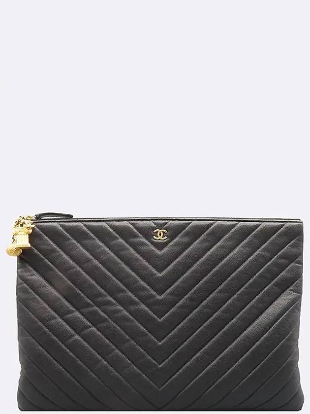 A82552 Gold COCO logo black caviar skin charm decoration clutch - CHANEL - BALAAN 2