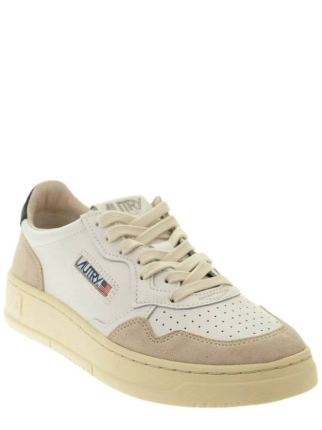 Medalist Navy Tab Low Top Sneakers White Blue - AUTRY - BALAAN 3