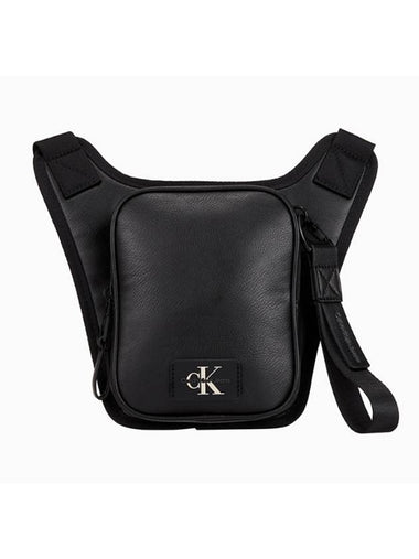 JEANS Men s Black CKJ Tagged Phone Crossbody HP2073 001 - CALVIN KLEIN - BALAAN 1