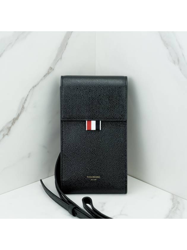 Three Stripes Strap Leather Phone Case Black - THOM BROWNE - BALAAN 9