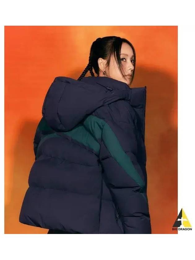 Hyori Lee wearing vector TEAM down jacket navy - REEBOK - BALAAN 1