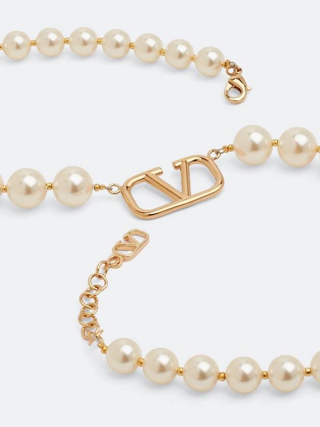 Signature V Logo Pearl Necklace Gold - VALENTINO - BALAAN 3