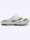 Shanti Slide Slippers White Black - KEEN - BALAAN 2