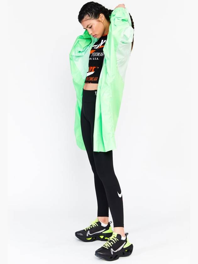 01CT0871376Women’sNSW Wind Runner Oversized JacketGreen Neon - NIKE - BALAAN 11