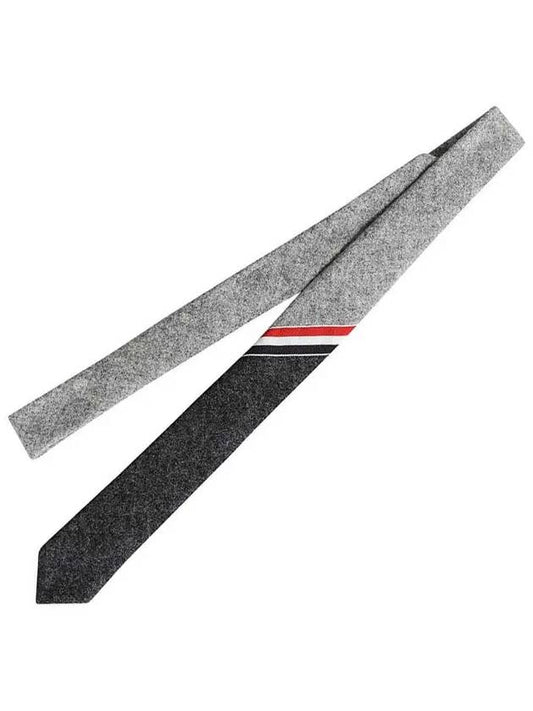 three-stripe two-tone striped wool tie gray - THOM BROWNE - BALAAN.