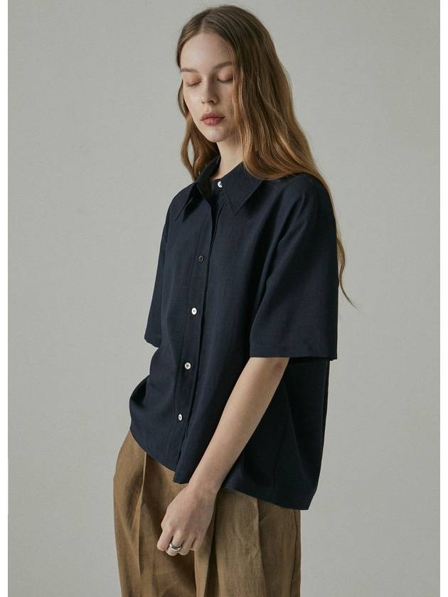 Big Collar Loose Shirt Navy - ARIFF - BALAAN 1