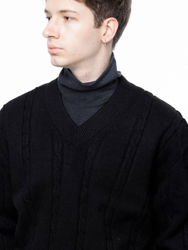 Men s M243TP07BK Dense Cable V neck Knit Black - CHANCE'S NOI - BALAAN 2