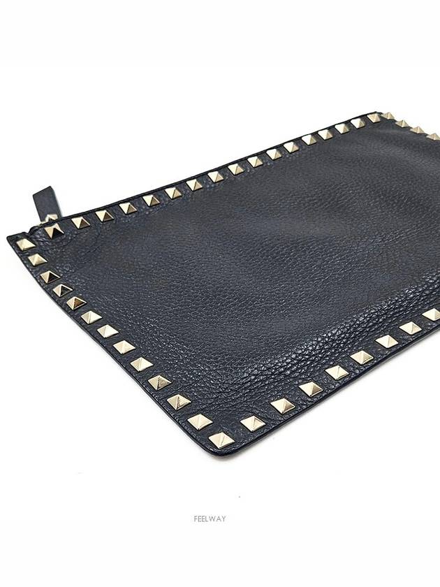 Rockstud Clutch - VALENTINO - BALAAN 2