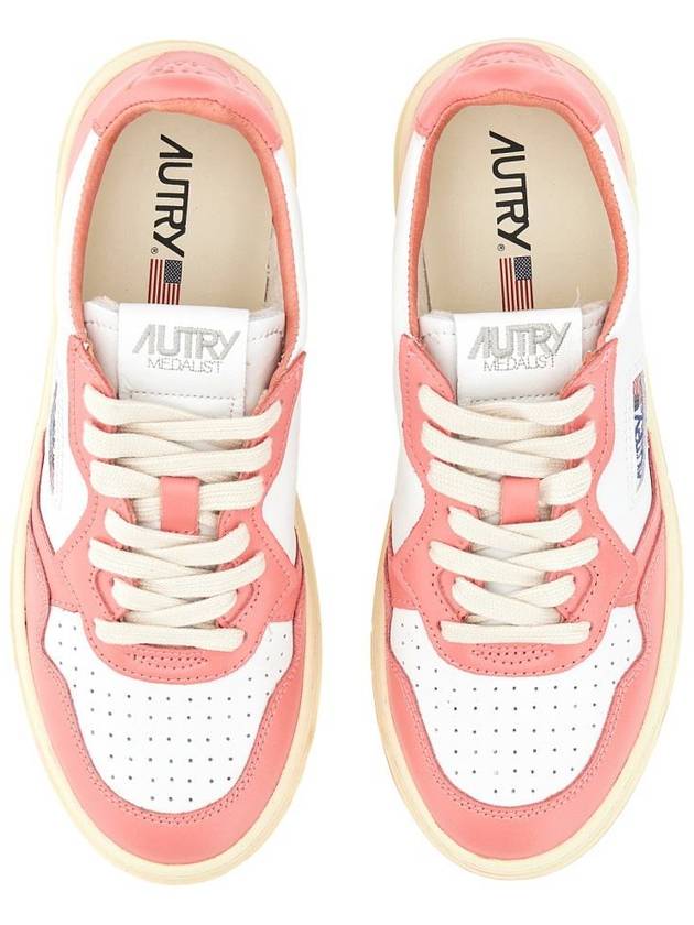 23 AULW WB22 Medalist Low Sneakers ㅡkr171857 - AUTRY - BALAAN 3