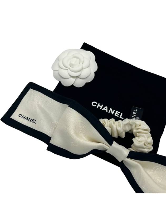 W Hair Accessories Silk Twill Ecru Black - CHANEL - BALAAN 4