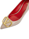 V logo pumps beige - VALENTINO - BALAAN.