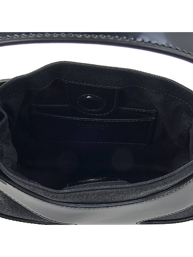 Cut-Out Detail Small Shoulder Bag Black - SALVATORE FERRAGAMO - BALAAN 11