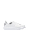 Women's Oversole Crocodile Low Top Sneakers White - ALEXANDER MCQUEEN - BALAAN 1