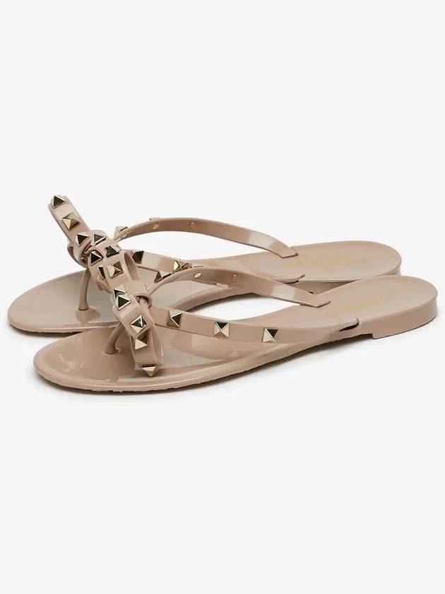 Rubber Rockstud Flip Flops Beige - VALENTINO - BALAAN 3